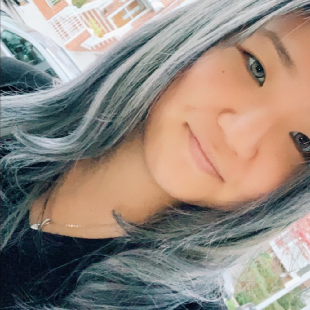 Meet your Posher, Elizabeth